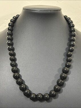 Black Faceted & Round Glass Graduated Bead Necklace Vintage